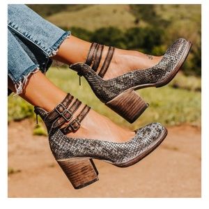 Freebird by Steven snakeskin